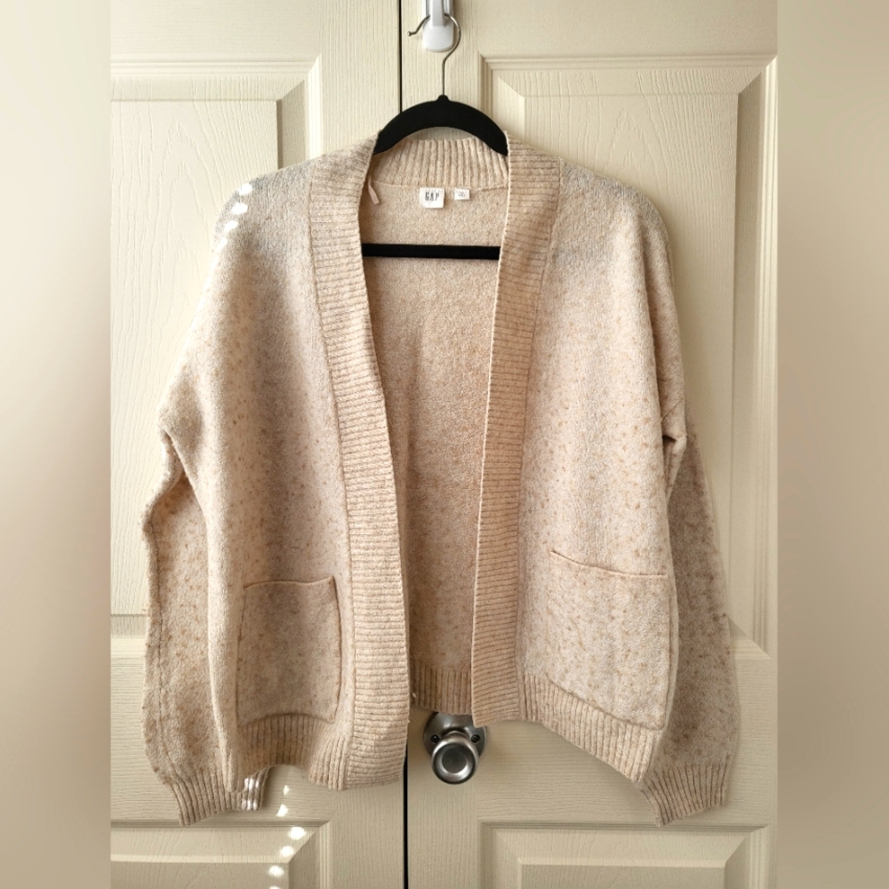 Gap Creme Cardigan
